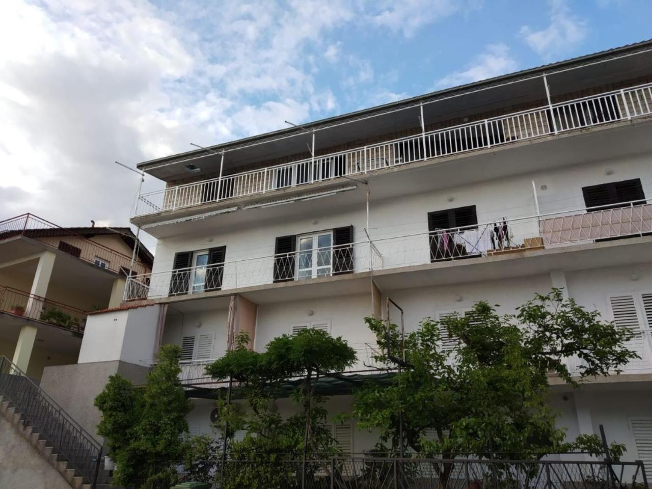 Guest House Gracijana Makarska Buitenkant foto
