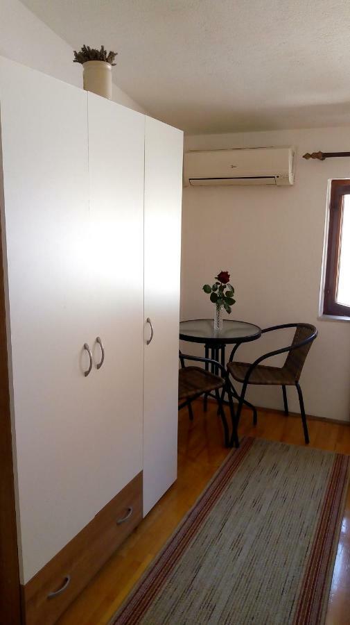 Guest House Gracijana Makarska Buitenkant foto